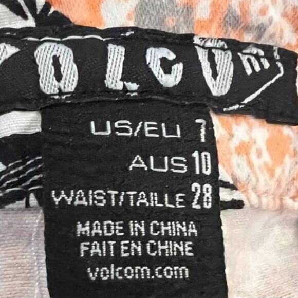 Corpo Class by Volcom Juniors Pink, Orange And‎ Grey Wear - Picture 6 of 8